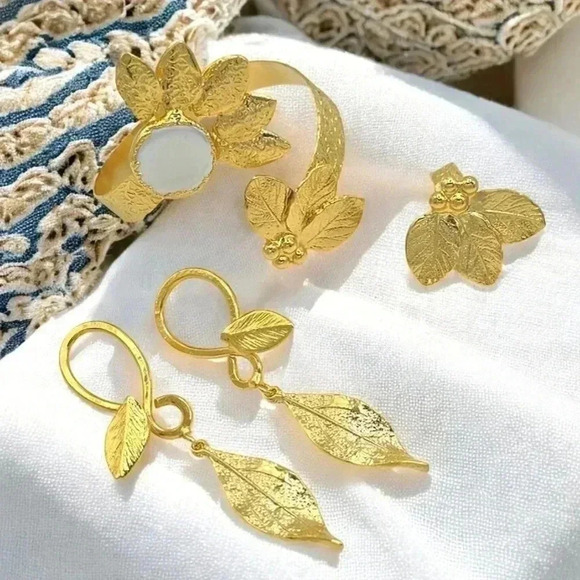 🆕️Luxurious Turkish Handcrafted 18K Gold Plated Leafy Jewelry Set 🌟🌿 - Picture 1 of 17